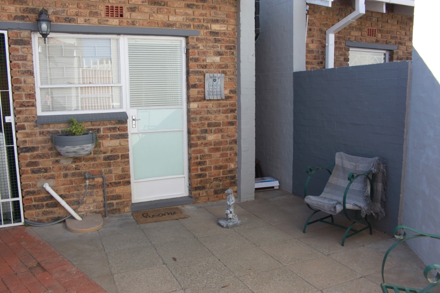 2 Bedroom Property for Sale in St Helena Free State